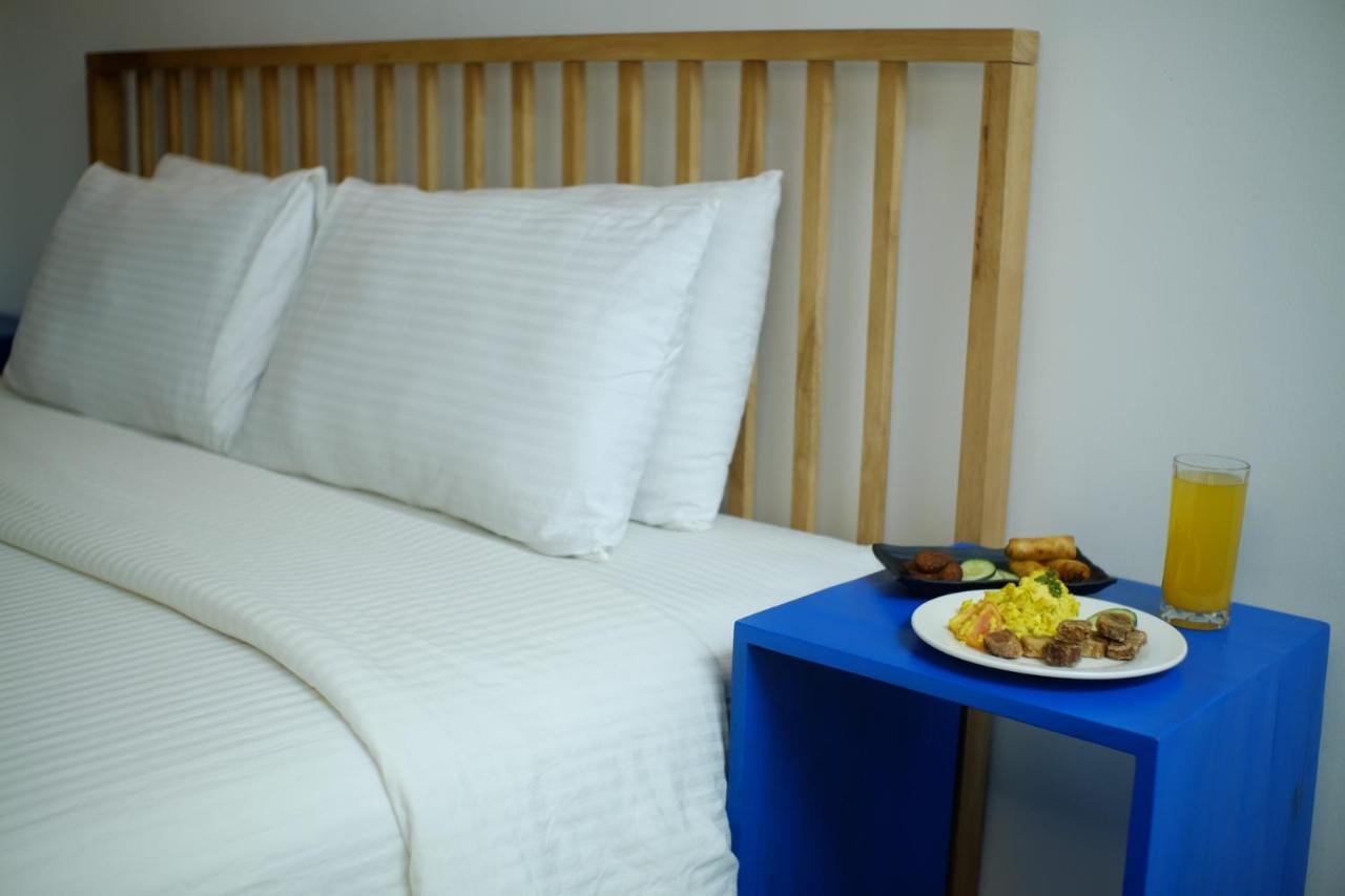 Draper Hotel Makati San Pedro Makati Eksteriør billede