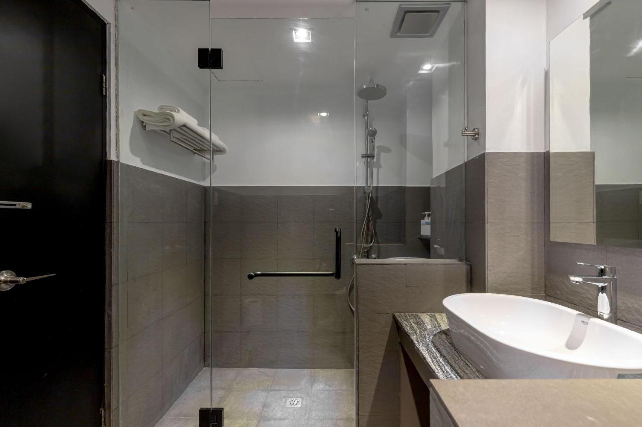 Draper Hotel Makati San Pedro Makati Eksteriør billede