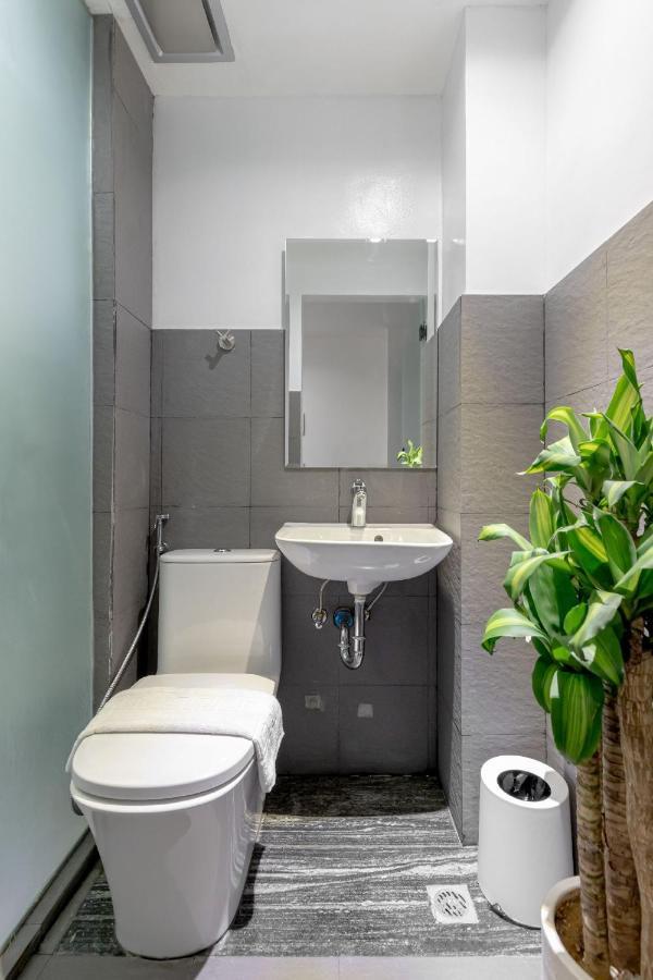 Draper Hotel Makati San Pedro Makati Eksteriør billede